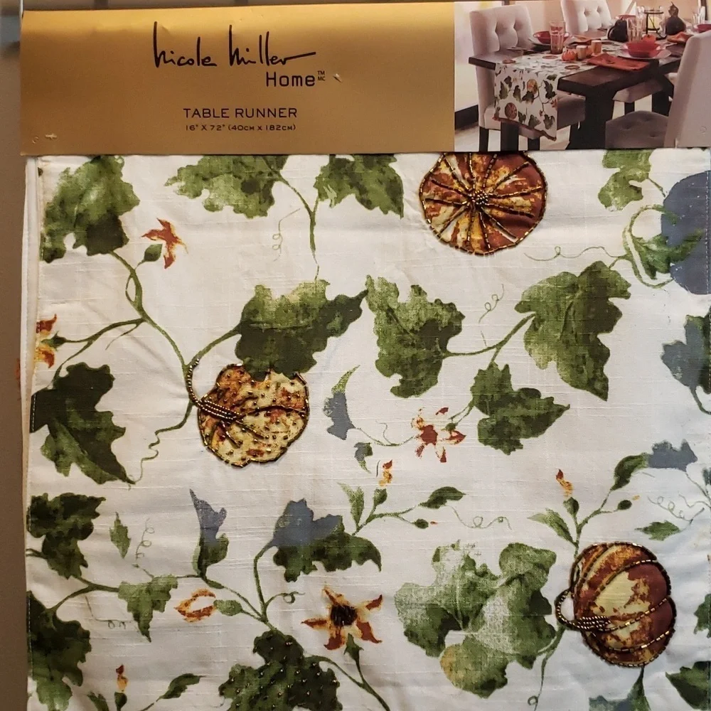 Nicole Miller Home NWT 72 x 16 Small Beaded Pumpkins with Fringe Table Runner